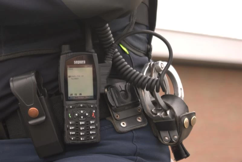 Σύλληψη Ρομά με ασύρματο Sepura στα Λιόσια - Ερωτηματικά και έρευνα στην ΕΛ.ΑΣ